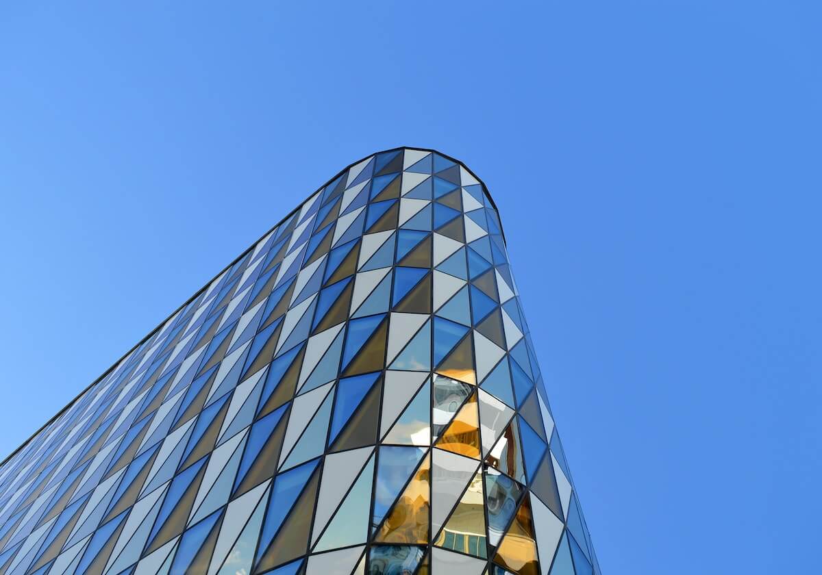 9场不败+扭亏为盈！曼联复苏启幕？还是仍走在钢丝上？