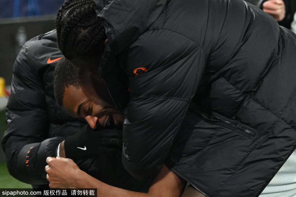 欧冠1/8决赛次回合今晚上演四场对决!皇马主场迎战本菲卡争议声中寻突破